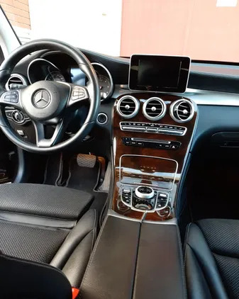 samochody osobowe Mercedes-Benz GLC cena 110000 przebieg: 153000, rok produkcji 2016 z Nowe